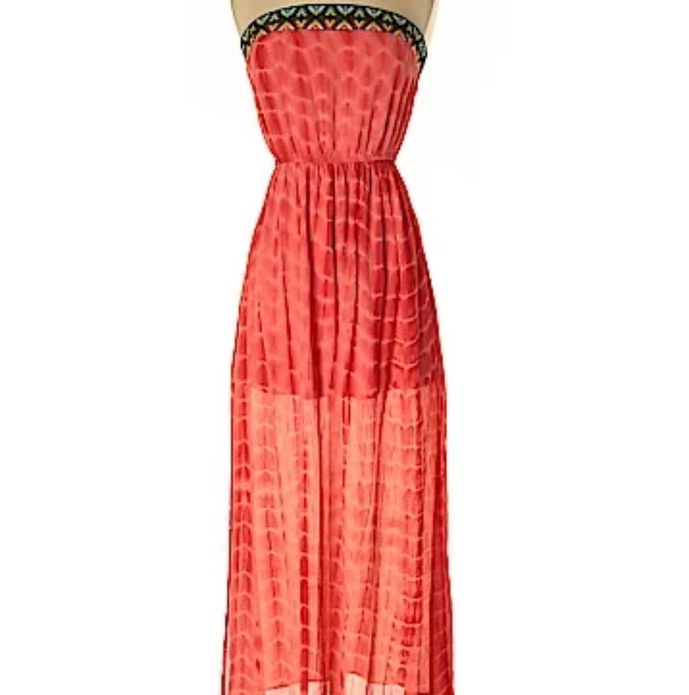 Embroidered Patterned Strapless Maxi Dress